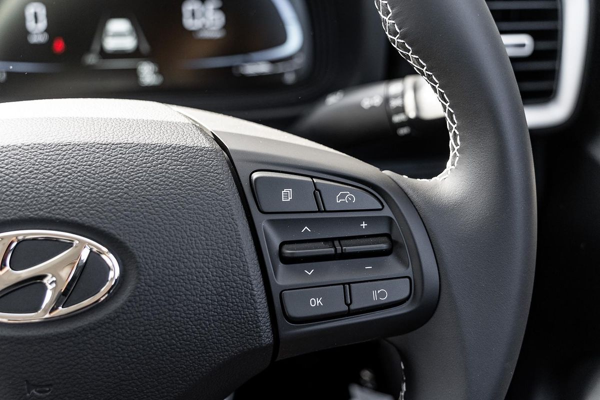 2025 Hyundai Venue Active QX.V5