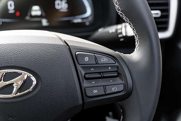 2025 Hyundai Venue Active QX.V5
