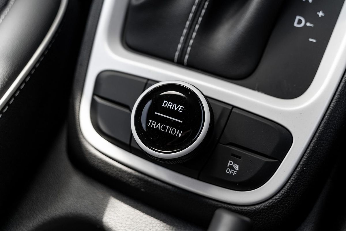 2025 Hyundai Venue Active QX.V5