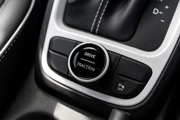 2025 Hyundai Venue Active QX.V5