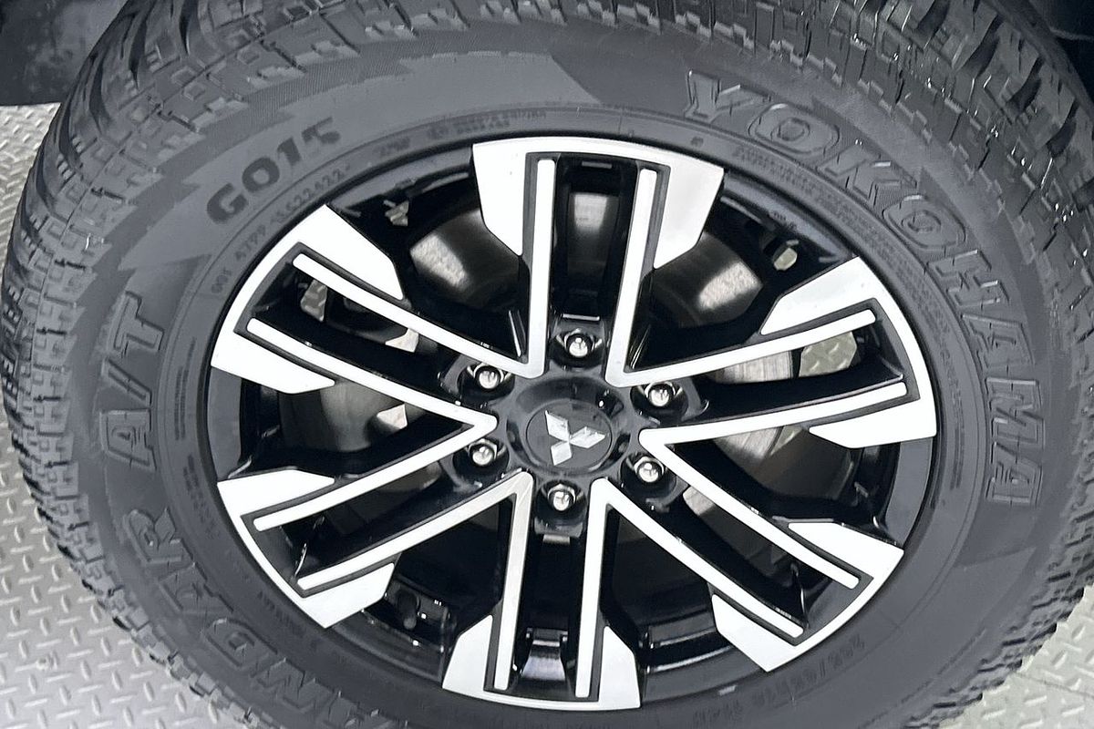 2020 Mitsubishi Pajero Sport GLS QF