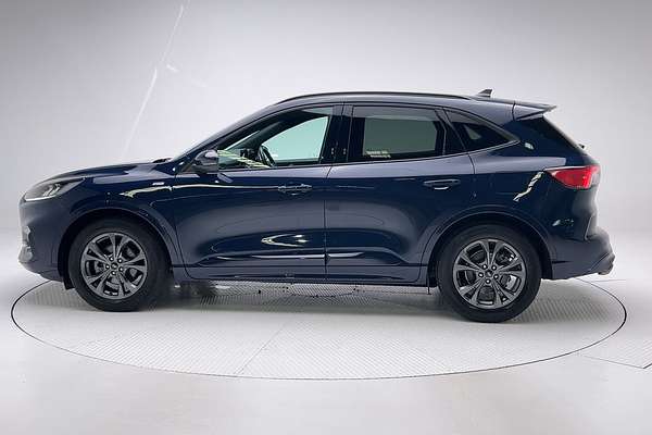 2021 Ford Escape ST-Line ZH