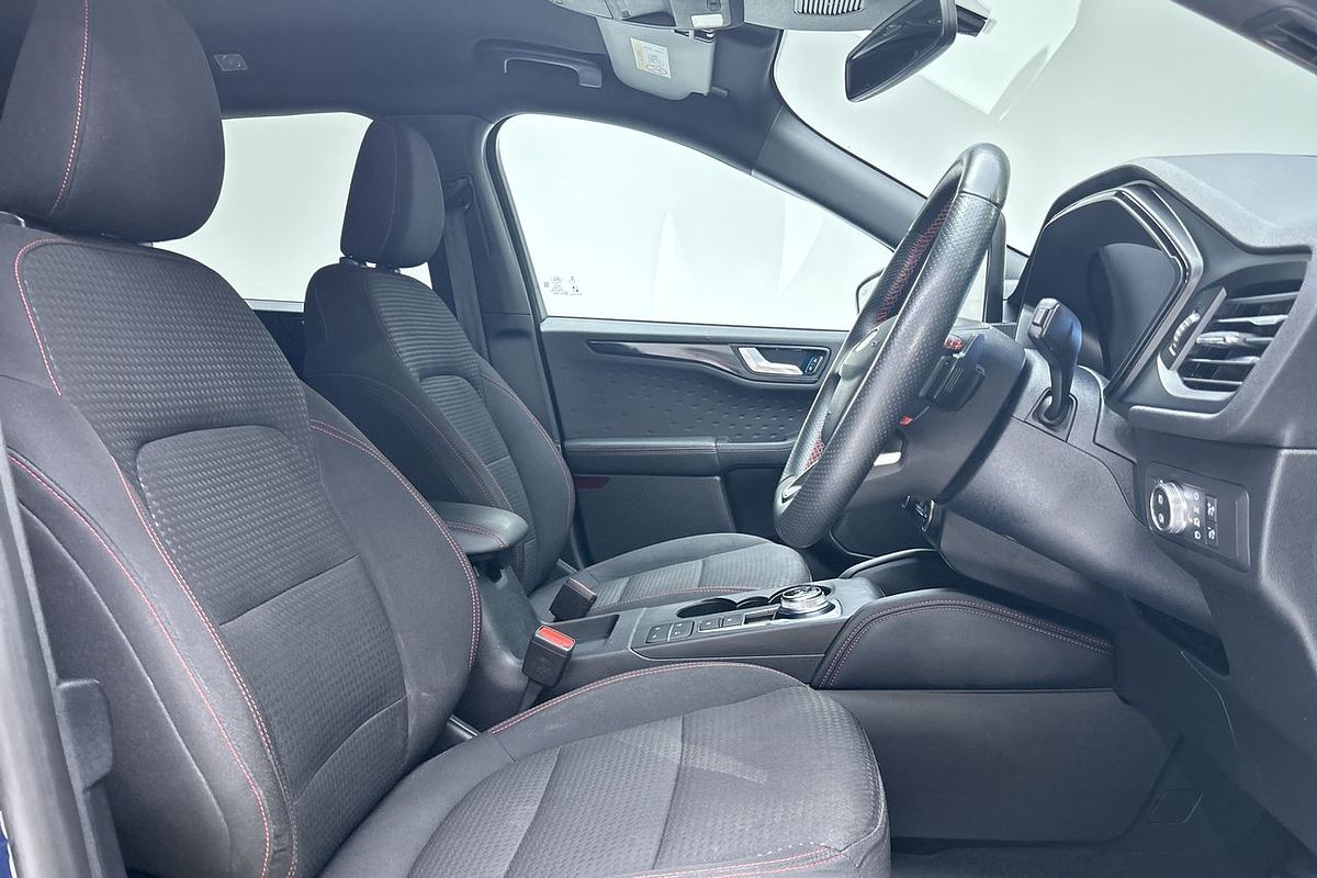 2021 Ford Escape ST-Line ZH