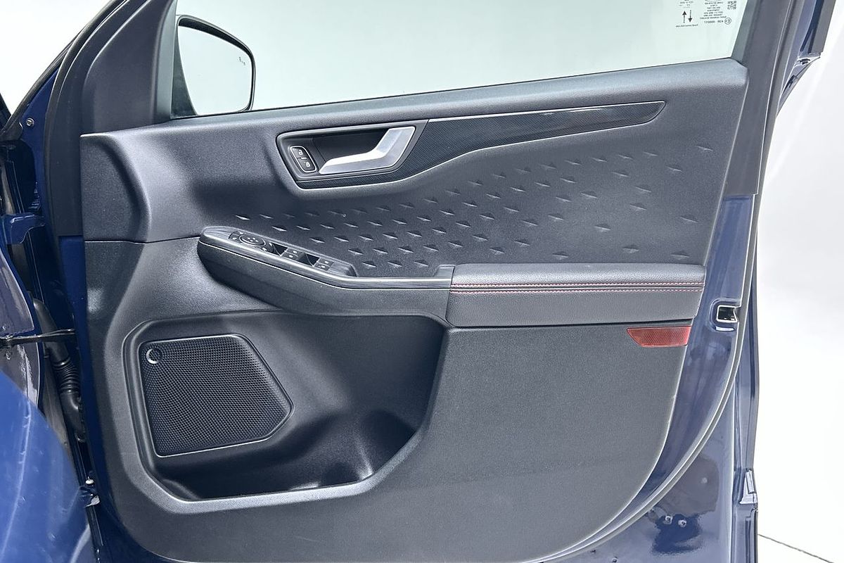 2021 Ford Escape ST-Line ZH