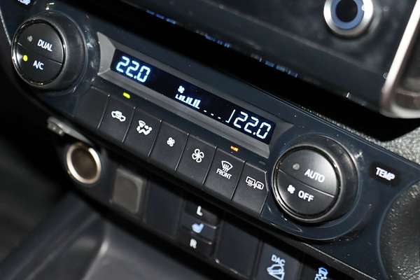 2022 Toyota Hilux SR5 GUN126R 4X4