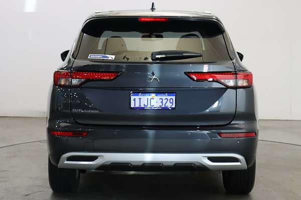2024 Mitsubishi Outlander LS ZM