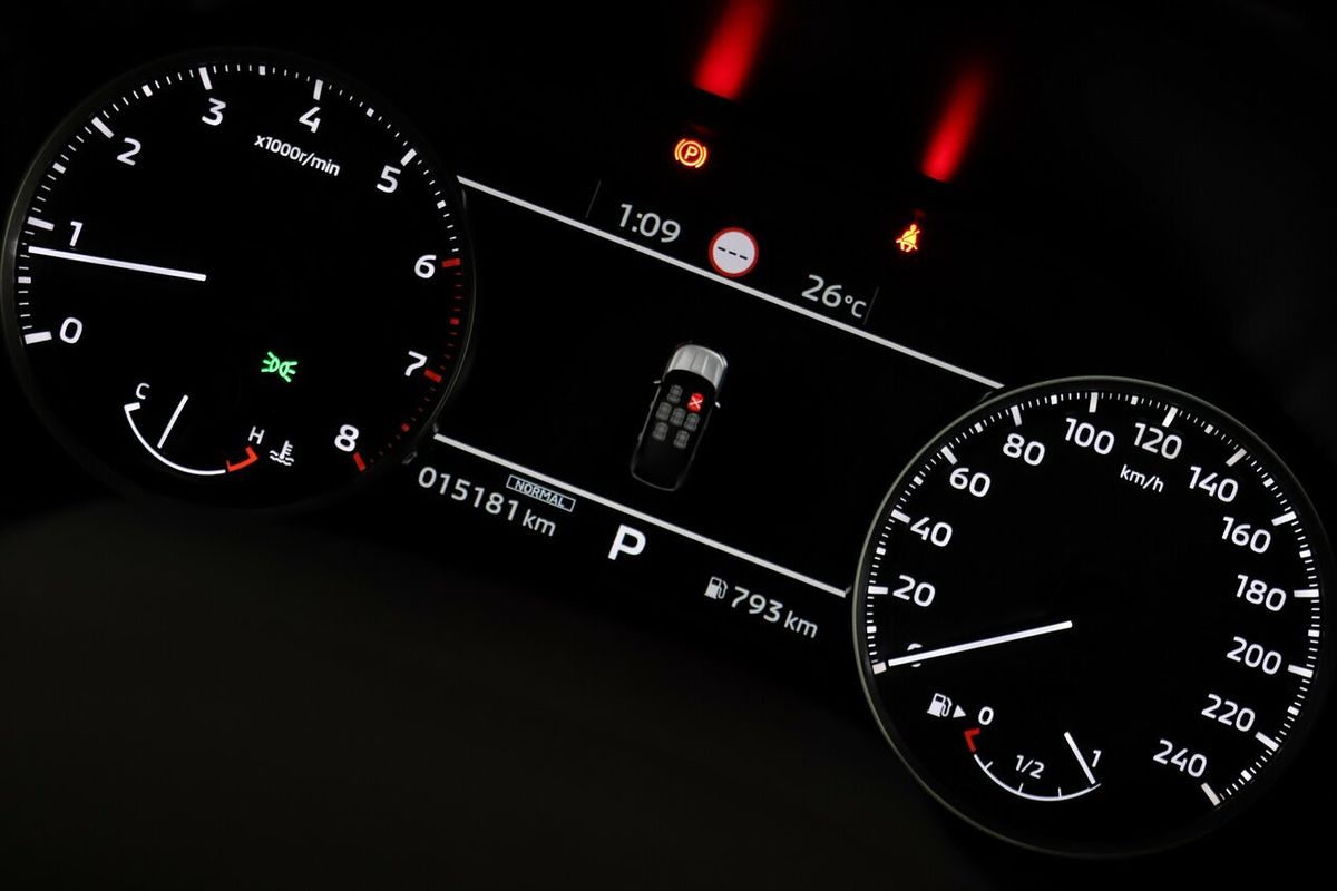 2024 Mitsubishi Outlander LS ZM