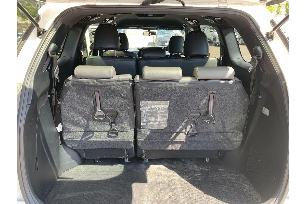 2019 Toyota Tarago GLi ACR50R