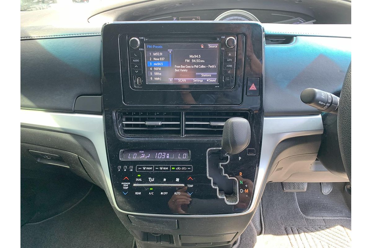 2019 Toyota Tarago GLi ACR50R