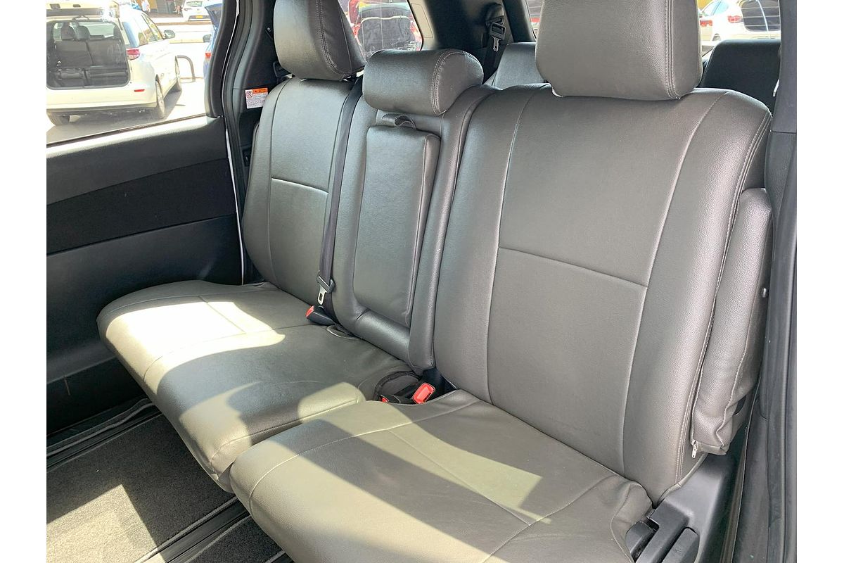 2019 Toyota Tarago GLi ACR50R
