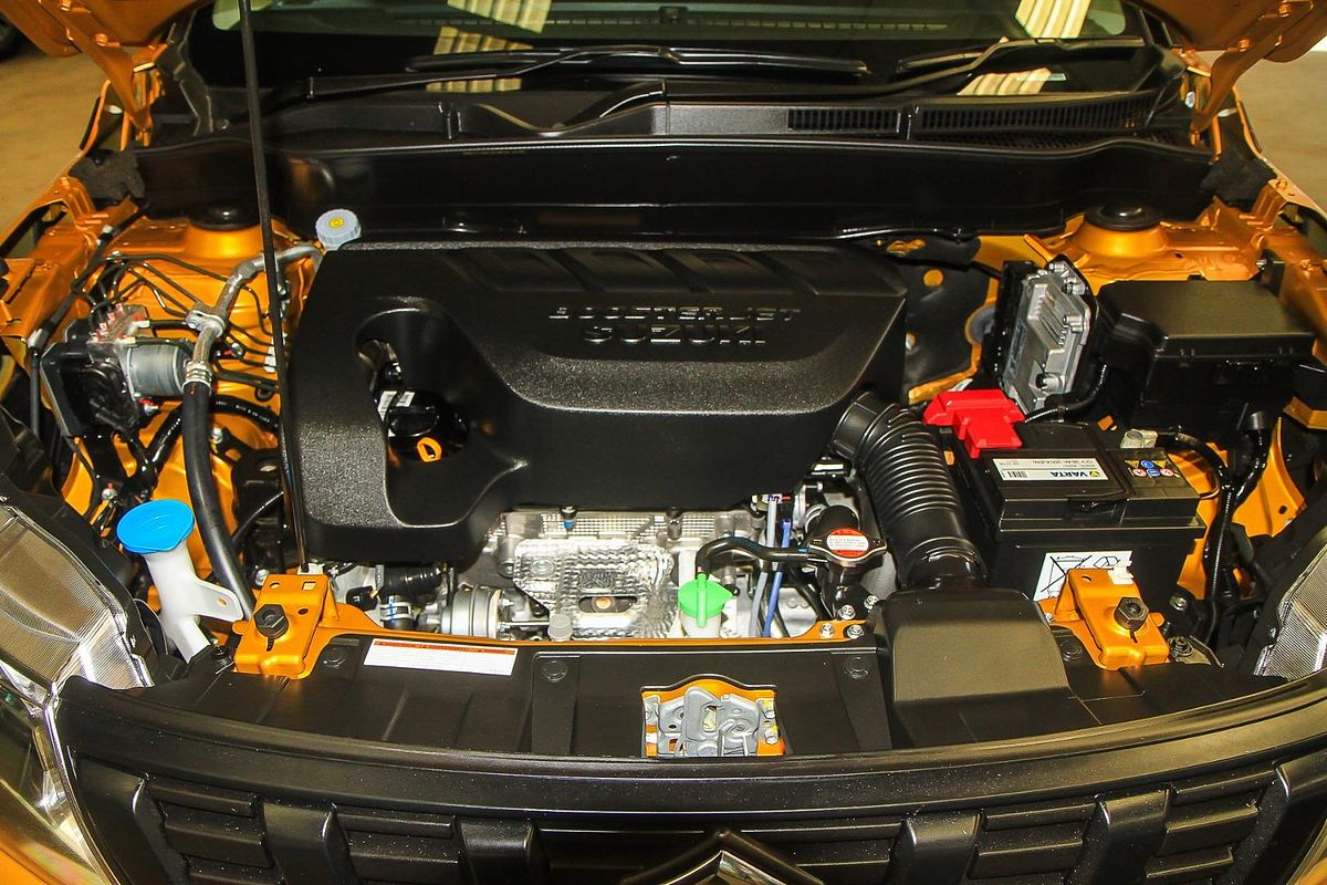 2023 Suzuki Vitara Turbo Shadow LY Series II