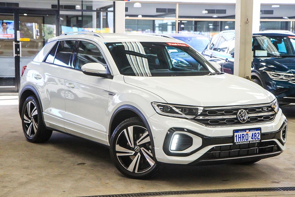 2022 Volkswagen T-Roc 140TSI R-Line D11