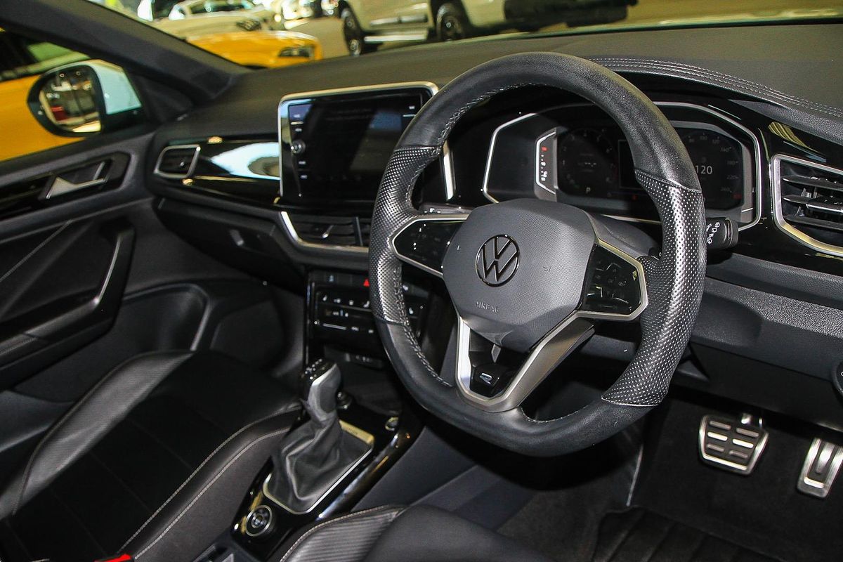 2022 Volkswagen T-Roc 140TSI R-Line D11