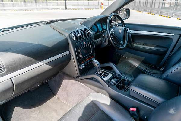 2007 Porsche Cayenne 9PA