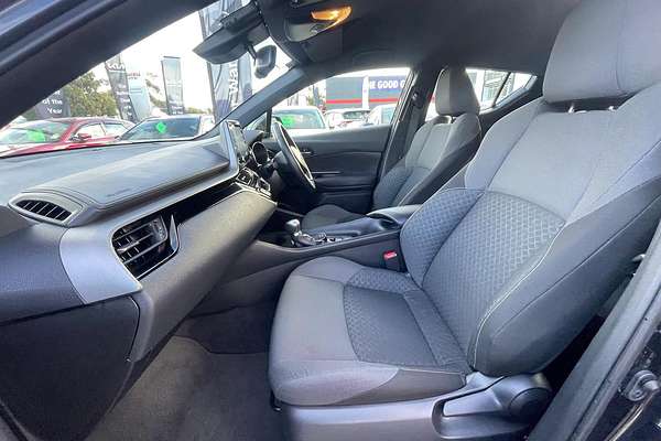 2023 Toyota C-HR GXL NGX10R