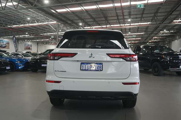 2023 Mitsubishi Outlander ES ZM