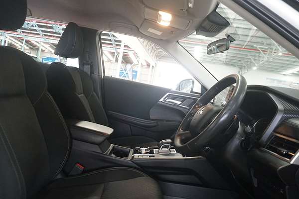 2023 Mitsubishi Outlander ES ZM