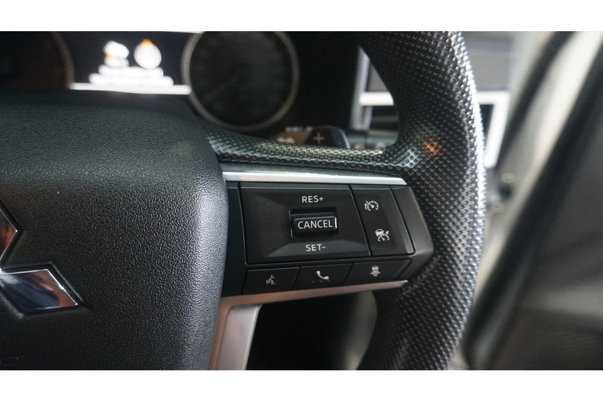 2023 Mitsubishi Outlander ES ZM