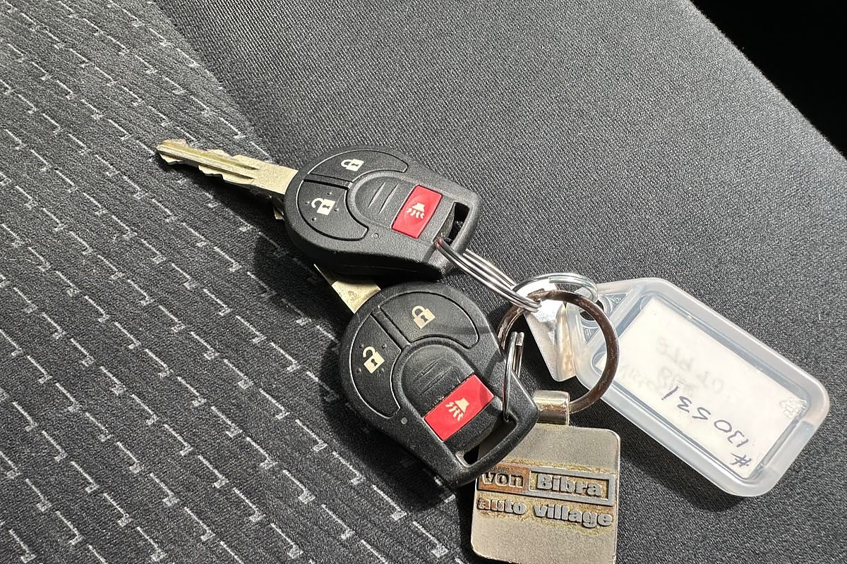 2012 Nissan X-TRAIL ST T31