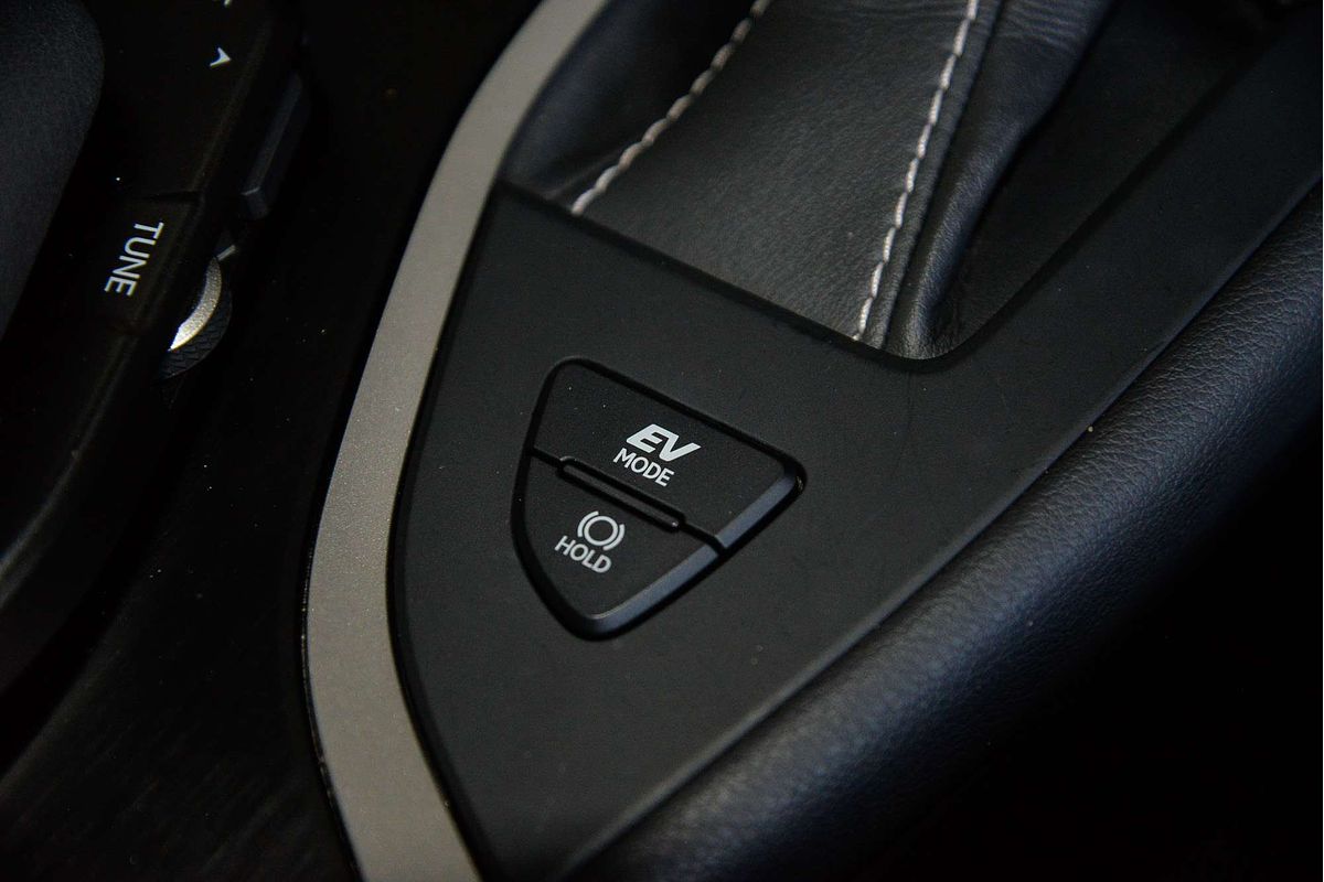 2021 Lexus UX UX250h Sport Luxury MZAH15R