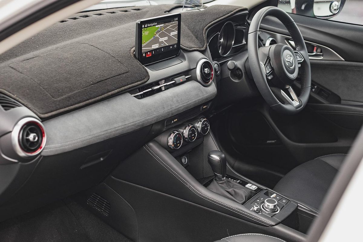 2024 Mazda CX-3 G20 Akari DK