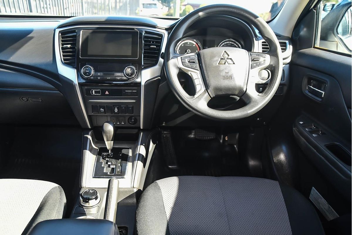 2020 Mitsubishi Triton GLX+ MR 4X4