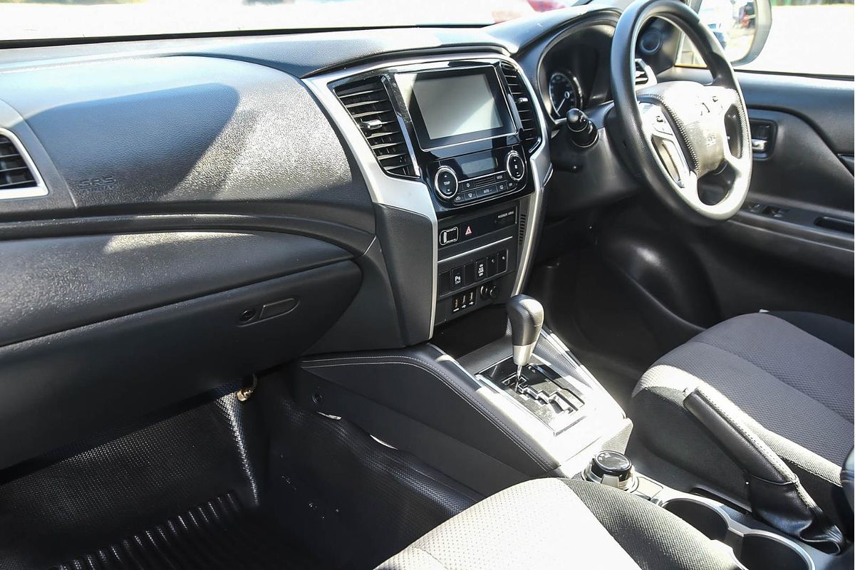 2020 Mitsubishi Triton GLX+ MR 4X4