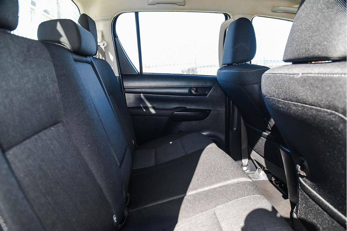 2019 Toyota Hilux SR GUN126R 4X4