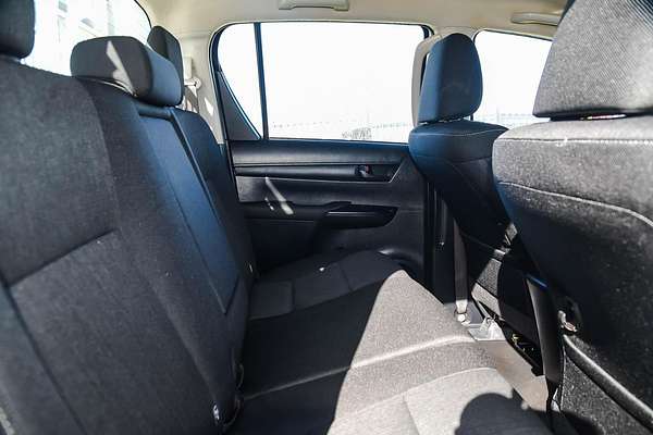 2019 Toyota Hilux SR GUN126R 4X4