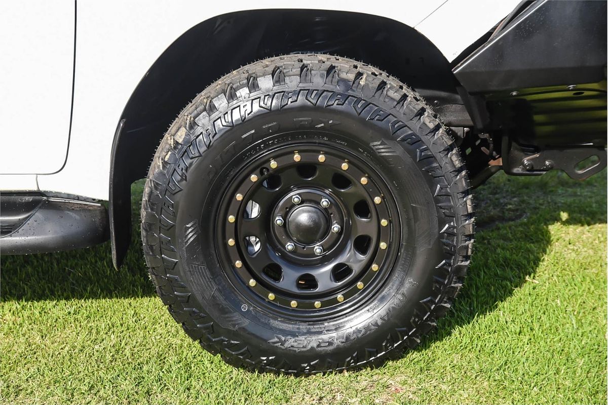 2019 Toyota Hilux SR GUN126R 4X4