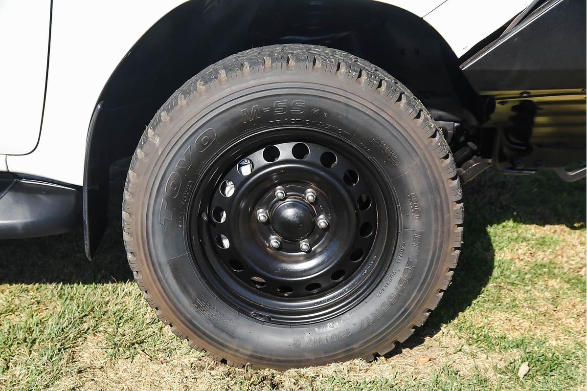 2019 Toyota Hilux SR GUN126R 4X4