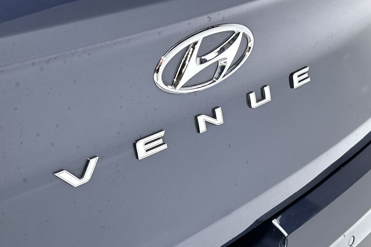 2022 Hyundai Venue Active QX.V4