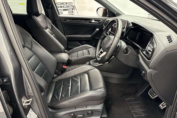 2023 Volkswagen T-Roc 140TSI R-Line D11