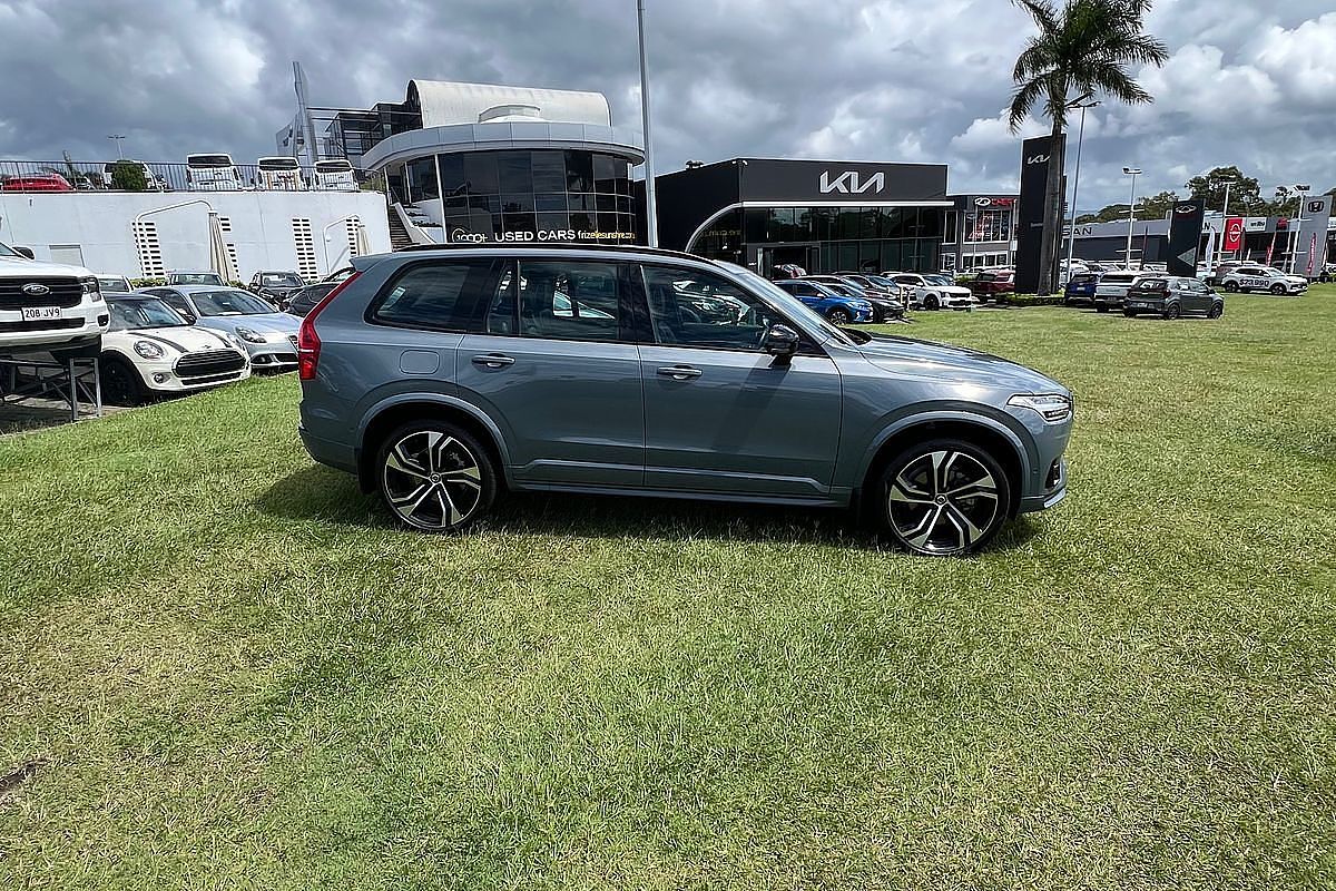 2023 Volvo XC90 Ultimate B6 Dark