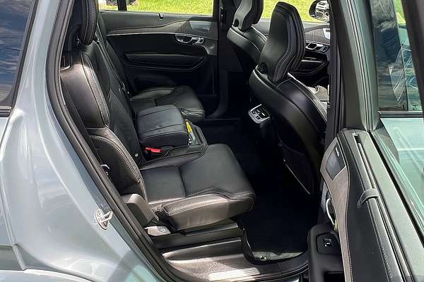 2023 Volvo XC90 Ultimate B6 Dark