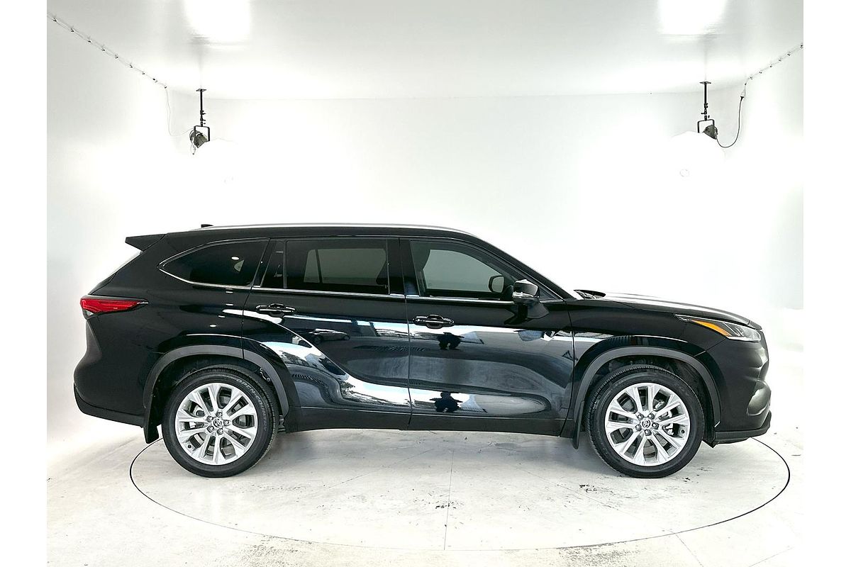 2022 Toyota Kluger Grande GSU75R