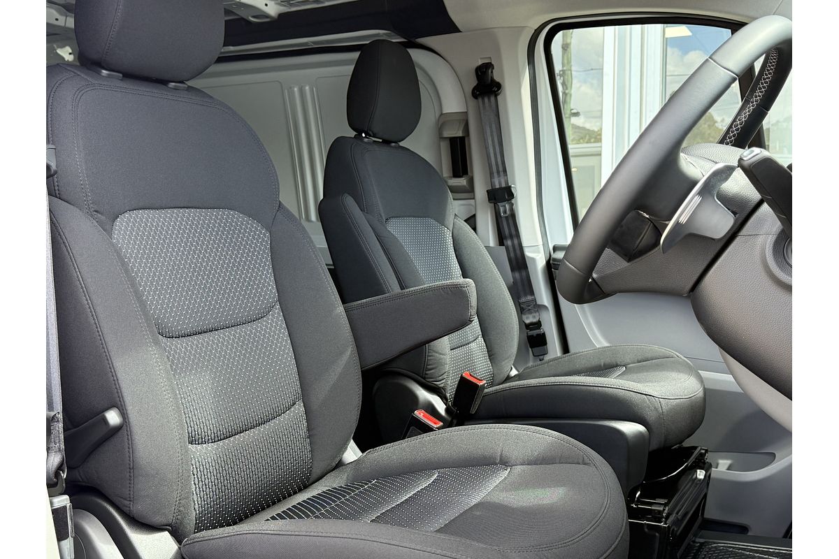 2025 LDV Deliver 7 LWB