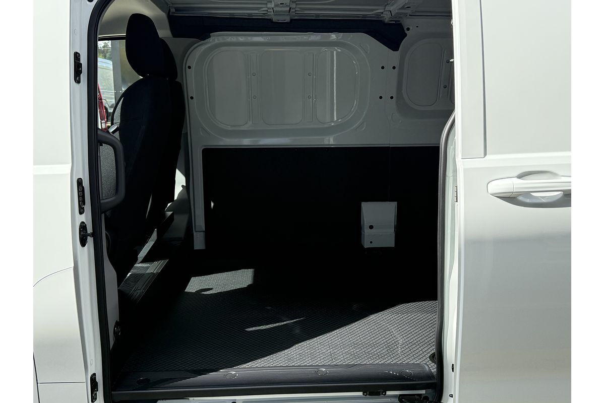 2025 LDV Deliver 7 LWB