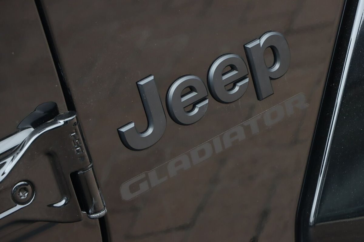 2023 Jeep Gladiator Night Eagle JT All Wheel Drive