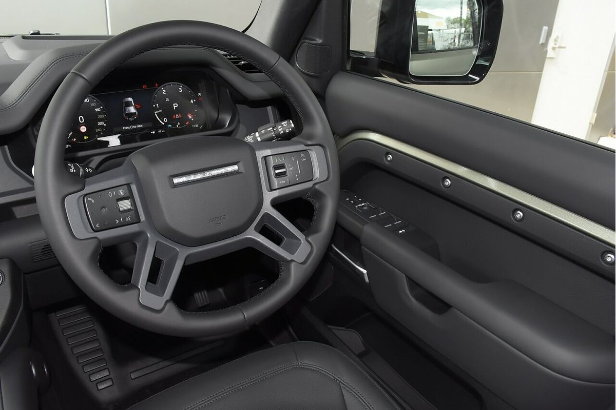 2025 Land Rover Defender 110 D350 X-Dynamic HSE L663