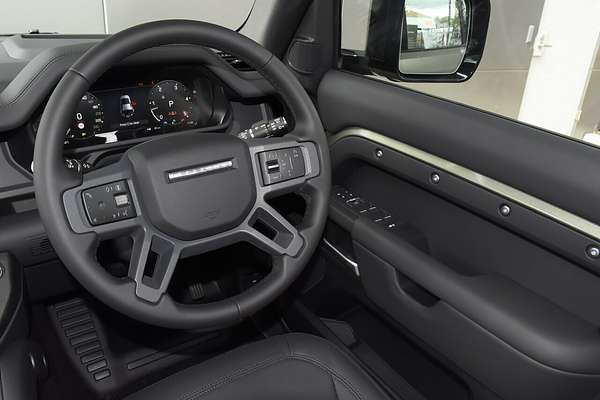 2025 Land Rover Defender 110 D350 X-Dynamic HSE L663