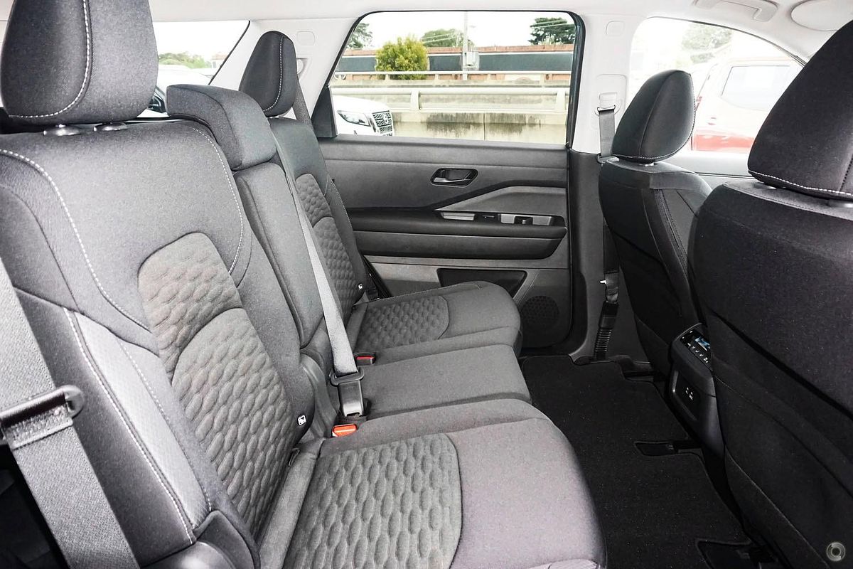 2024 Nissan Pathfinder ST-L R53