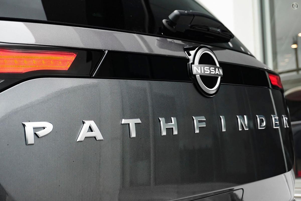 2024 Nissan Pathfinder ST-L R53