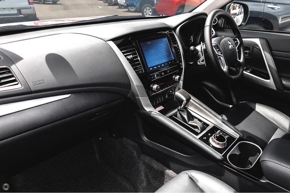 2024 Mitsubishi Pajero Sport GSR QF