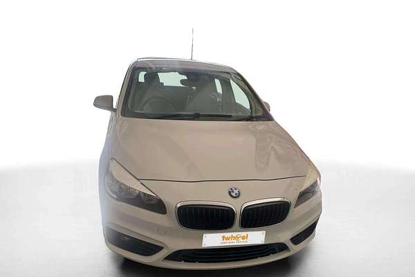 2015 BMW 2 Series 218i Sport Line F45