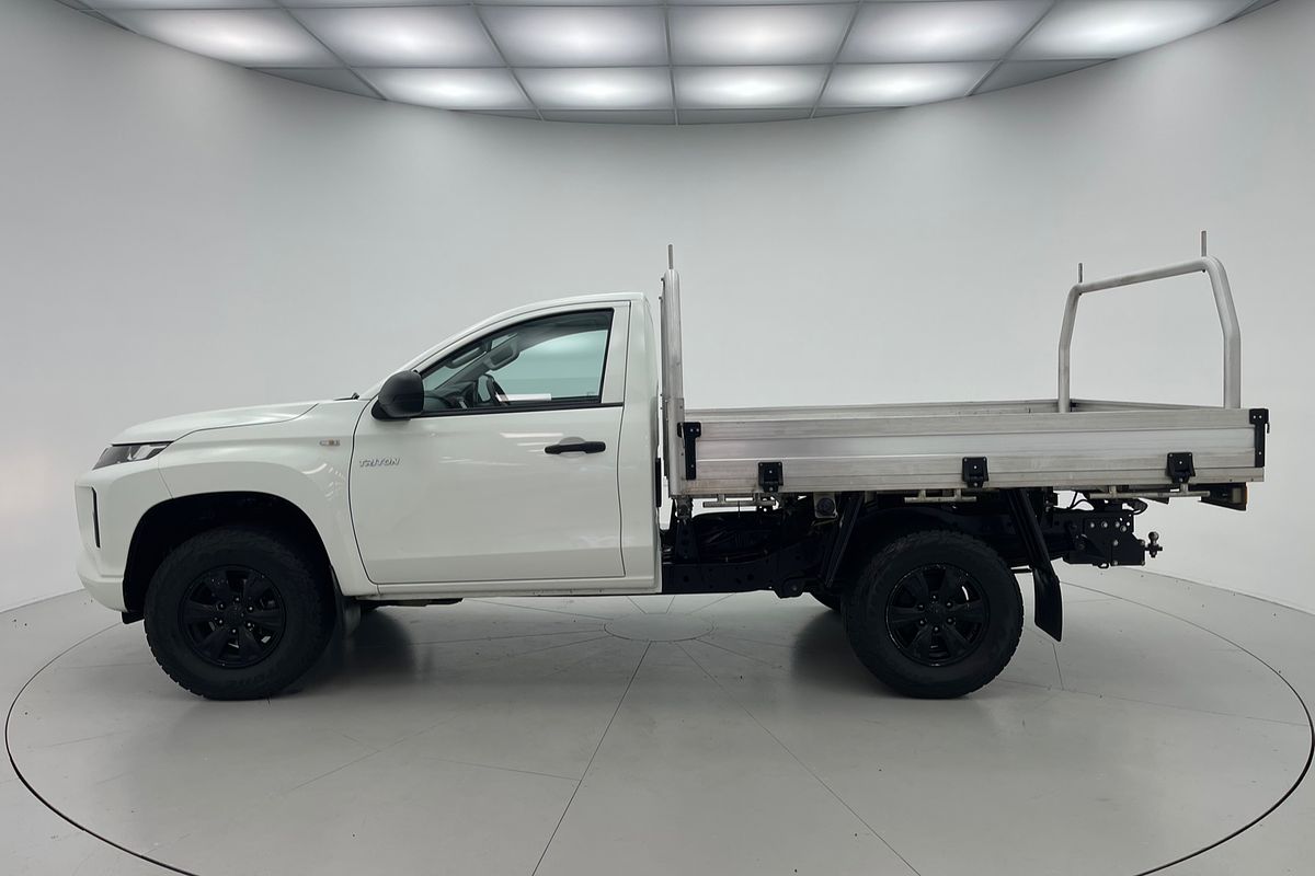 2021 Mitsubishi MR Triton GLX 2.4L D 6M/T 4X2 SC CC