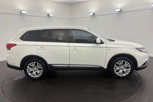 2021 Mitsubishi Outlander ES ZL