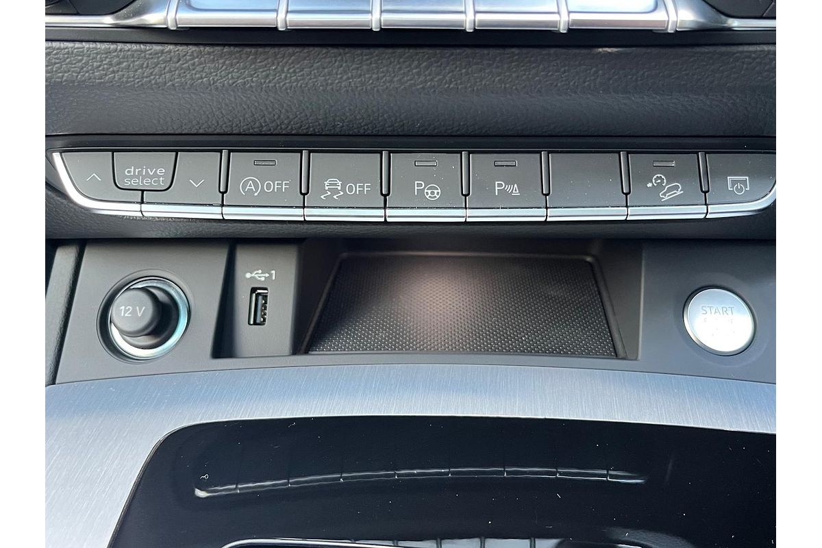 2024 Audi Q5 45 TFSI S line FY