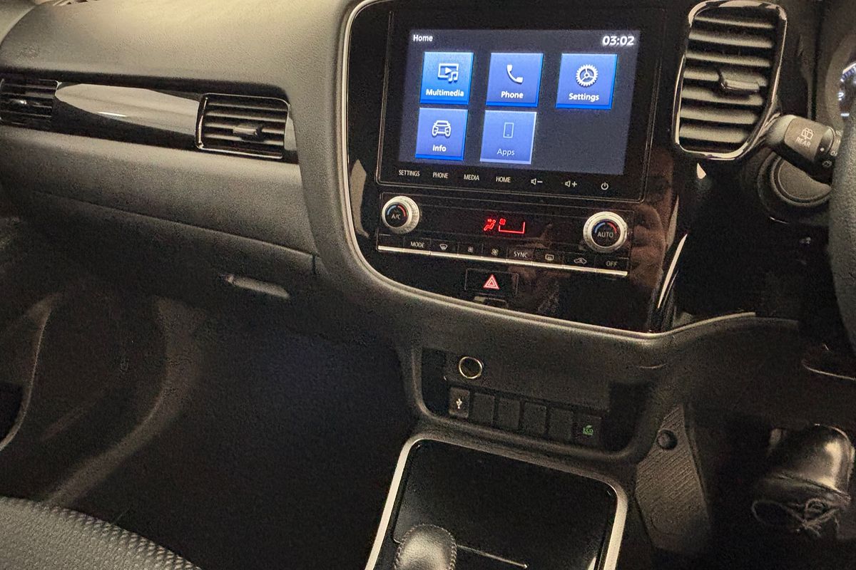 2021 Mitsubishi Outlander ES ZL