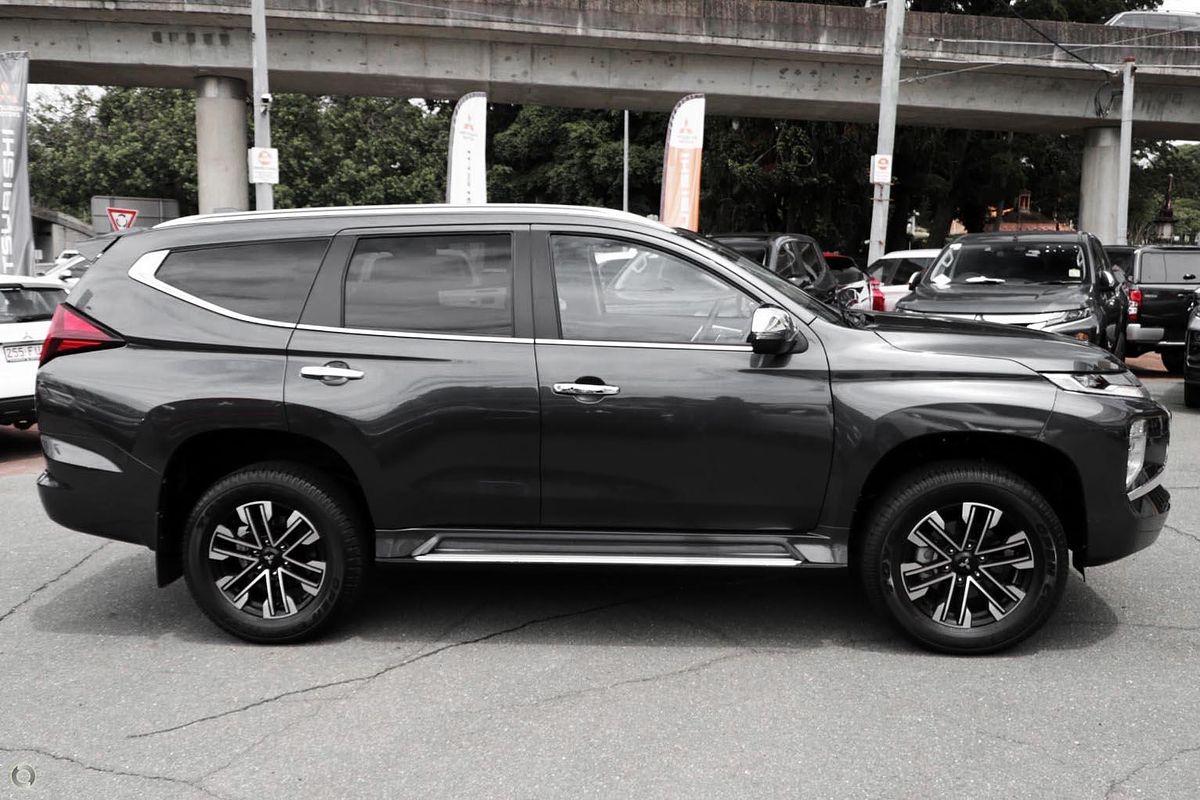 2024 Mitsubishi Pajero Sport Exceed QF